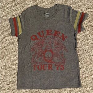 Gray Queen Tour '75 T-Shirt